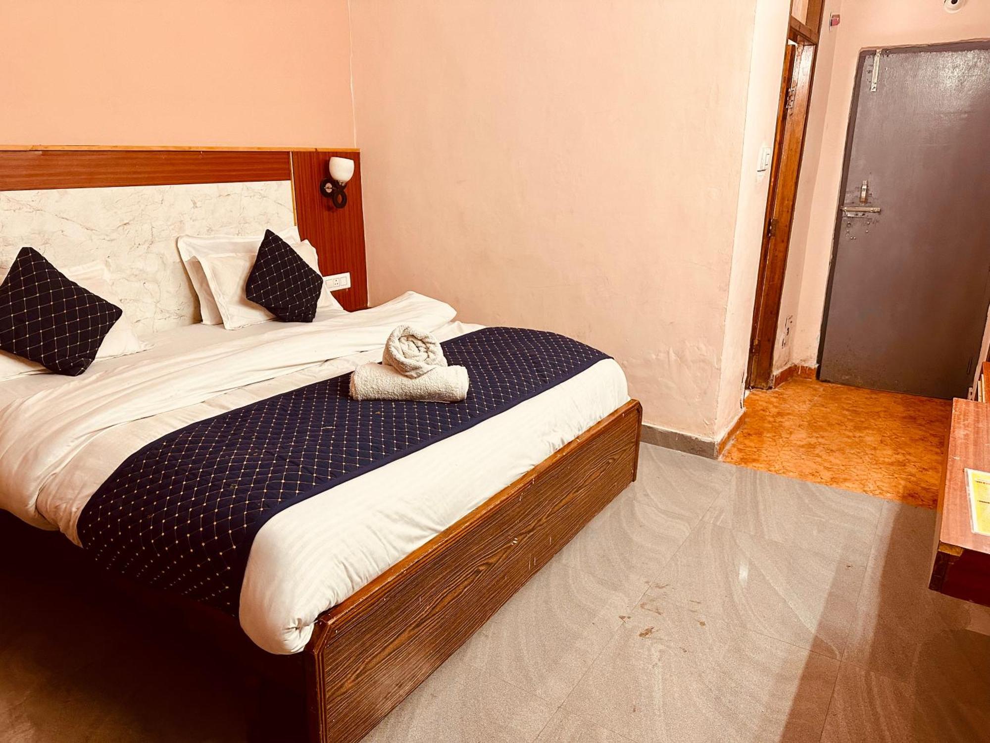 Royal Respite Manali - Luxury Comfort ! Travellers Delight ! Budget Friendly ! Prime Location ! Guest Favourite Hotell Eksteriør bilde