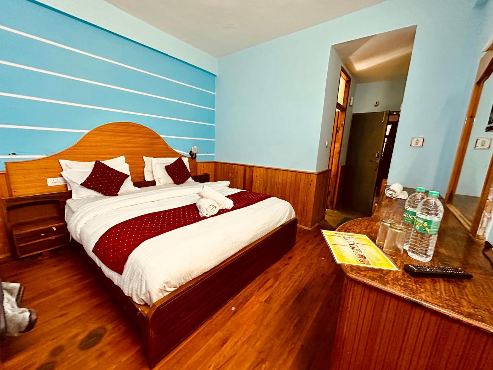 Royal Respite Manali - Luxury Comfort ! Travellers Delight ! Budget Friendly ! Prime Location ! Guest Favourite Hotell Eksteriør bilde