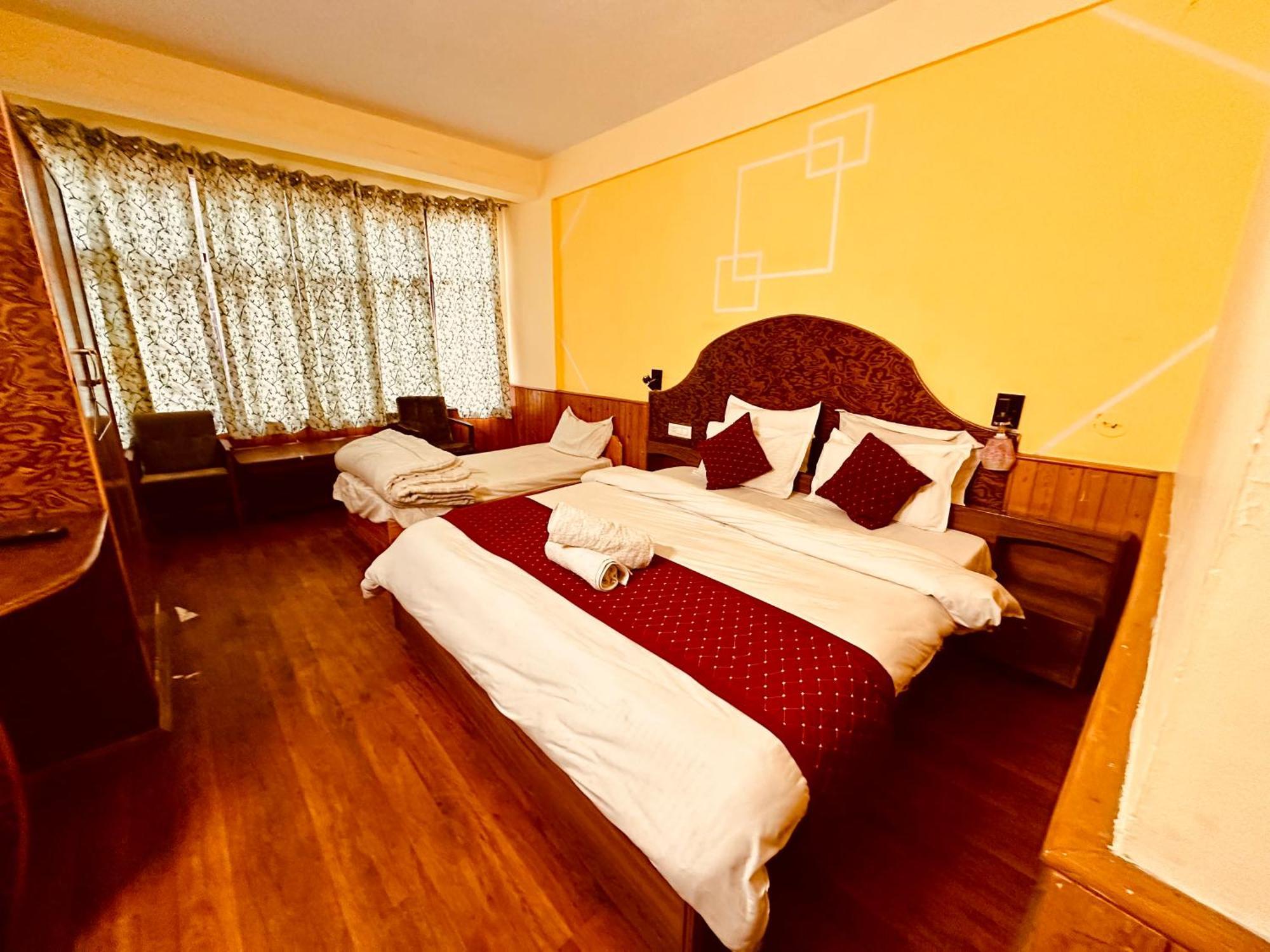 Royal Respite Manali - Luxury Comfort ! Travellers Delight ! Budget Friendly ! Prime Location ! Guest Favourite Hotell Eksteriør bilde