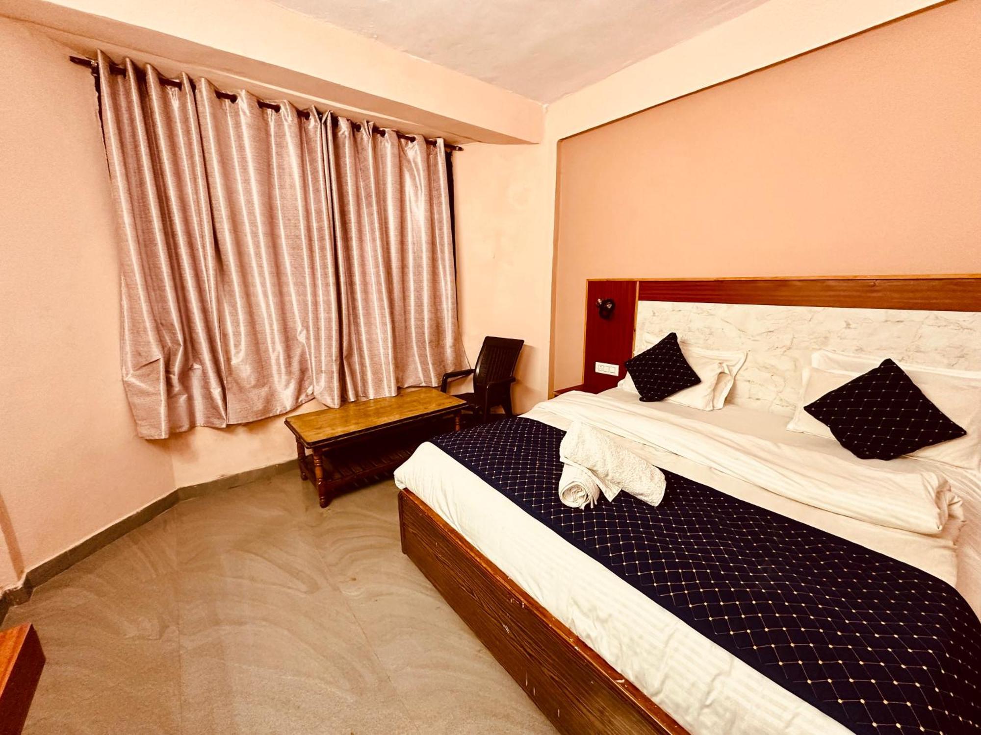 Royal Respite Manali - Luxury Comfort ! Travellers Delight ! Budget Friendly ! Prime Location ! Guest Favourite Hotell Eksteriør bilde