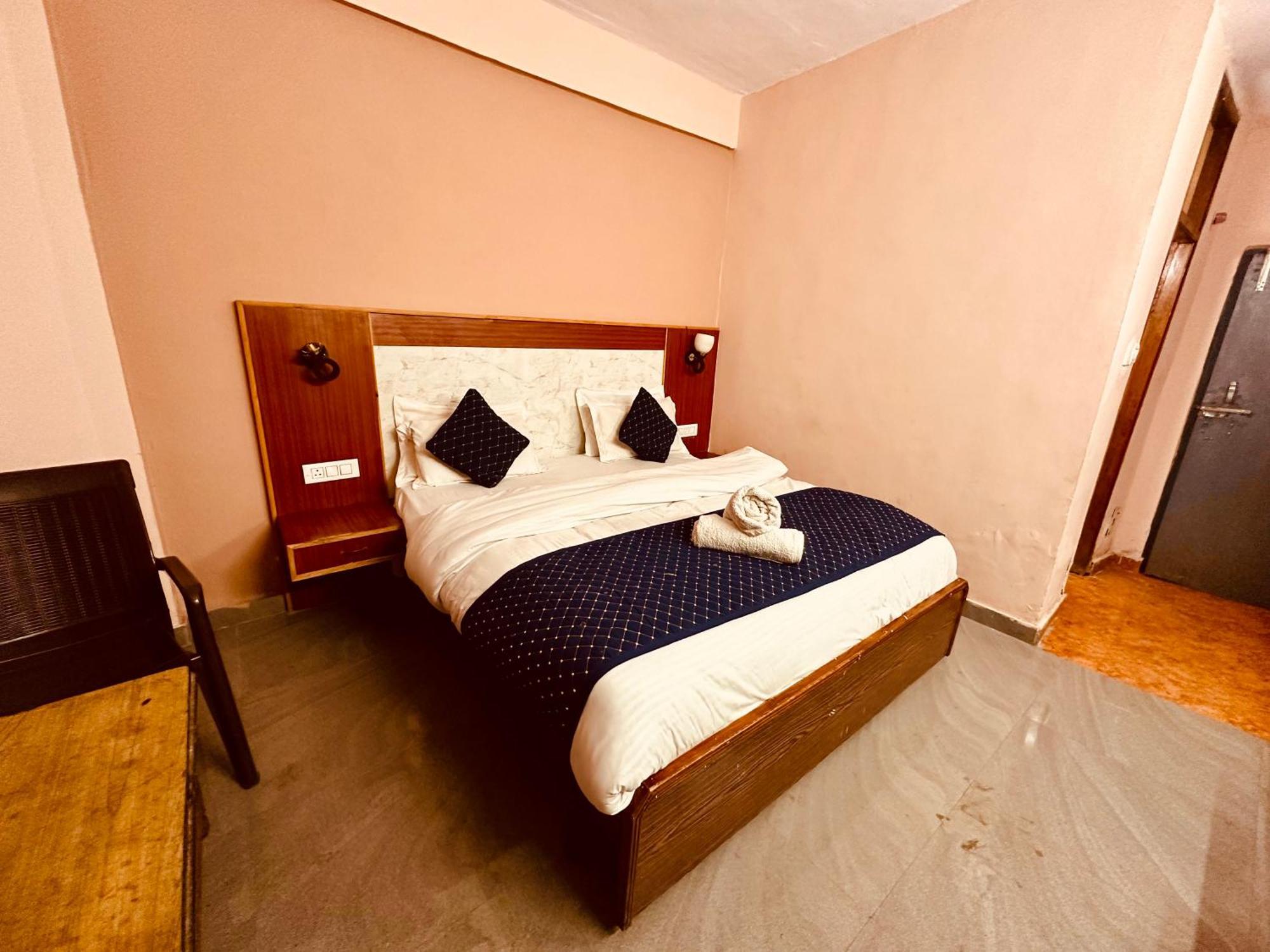 Royal Respite Manali - Luxury Comfort ! Travellers Delight ! Budget Friendly ! Prime Location ! Guest Favourite Hotell Eksteriør bilde
