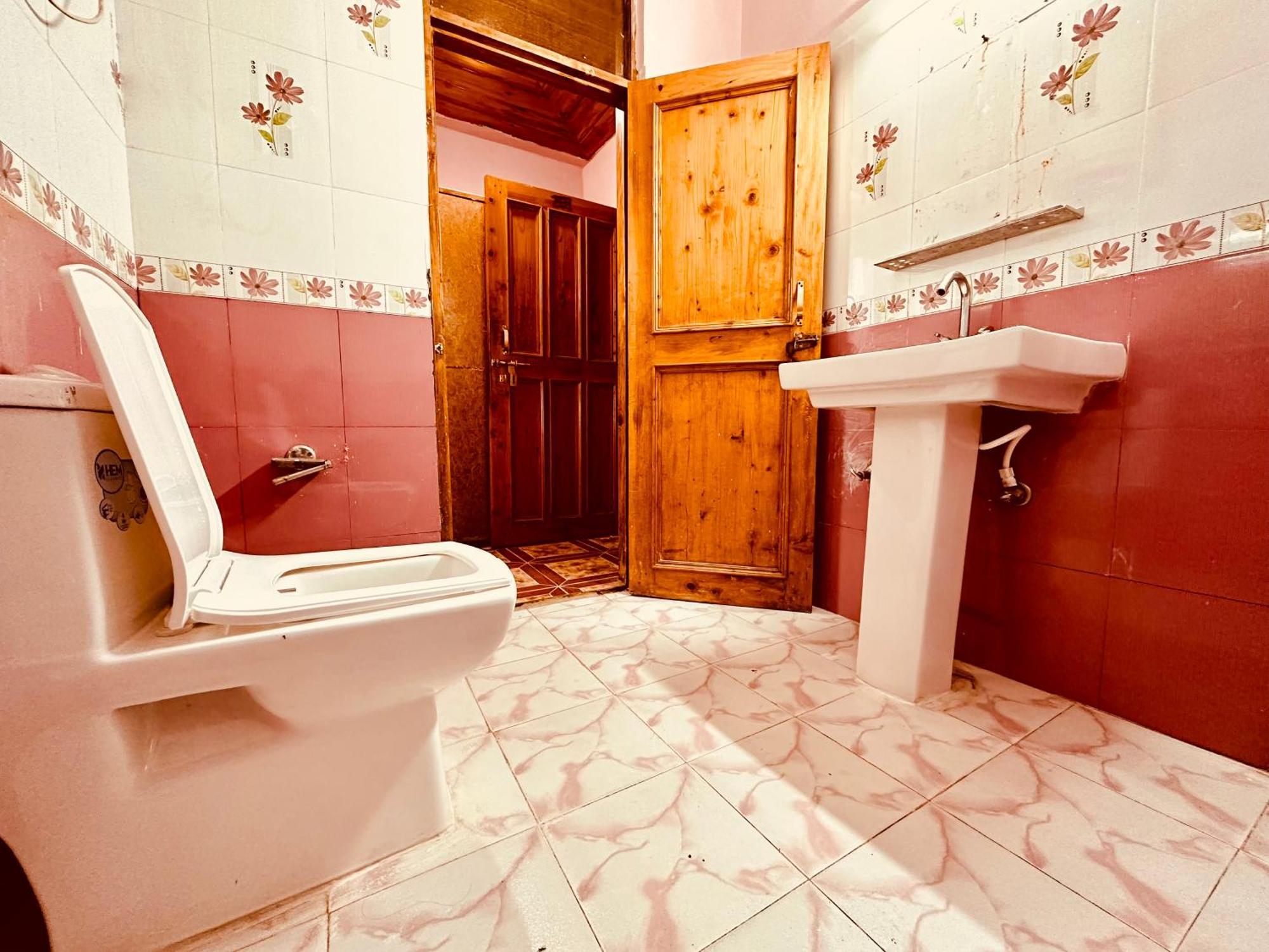 Royal Respite Manali - Luxury Comfort ! Travellers Delight ! Budget Friendly ! Prime Location ! Guest Favourite Hotell Eksteriør bilde